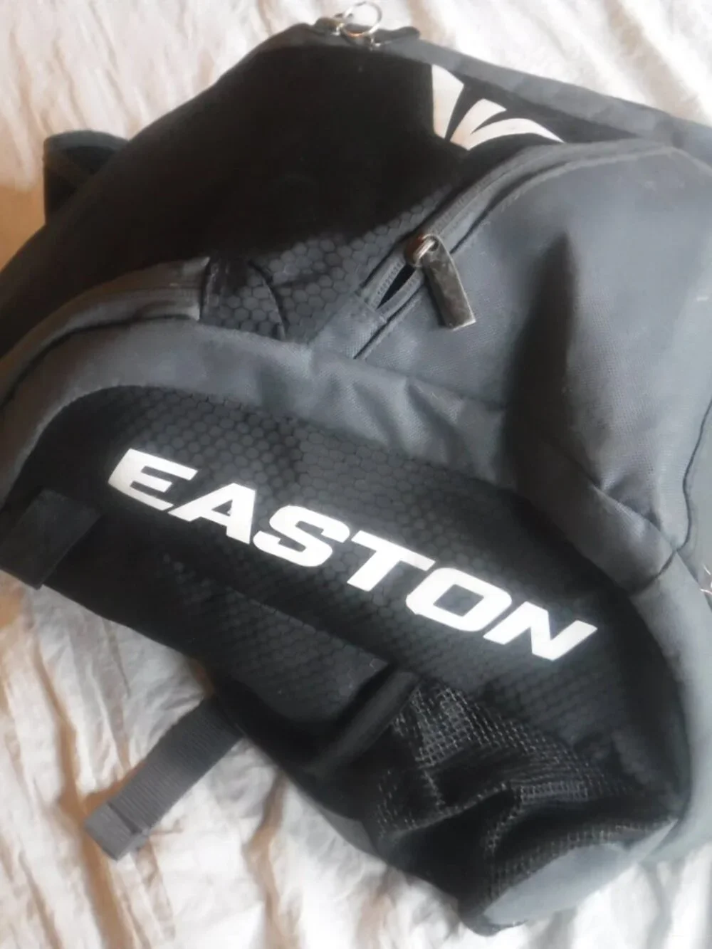 Easton Small Black Eqipment Baseball Softball Back Pack Pre Owned